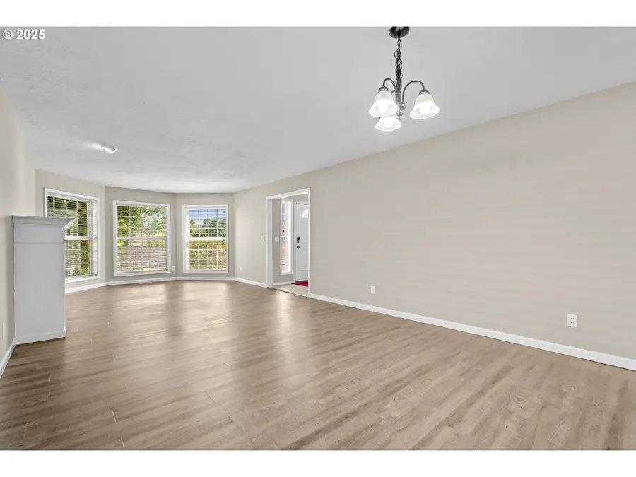 14039 SE 119th Dr, Clackamas, OR 97015 - Image #3