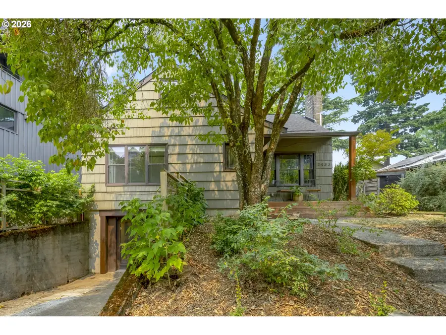 2433 N Humboldt St, Portland, OR 97217 - #2