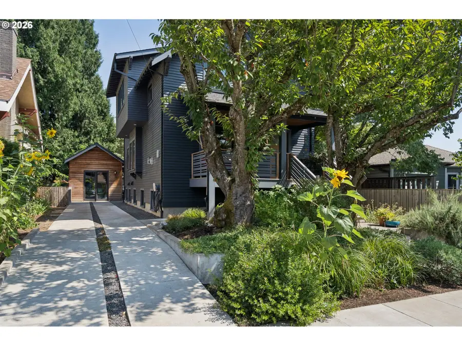 8706 SE 31st Ave, Milwaukie, OR 97222 - #2