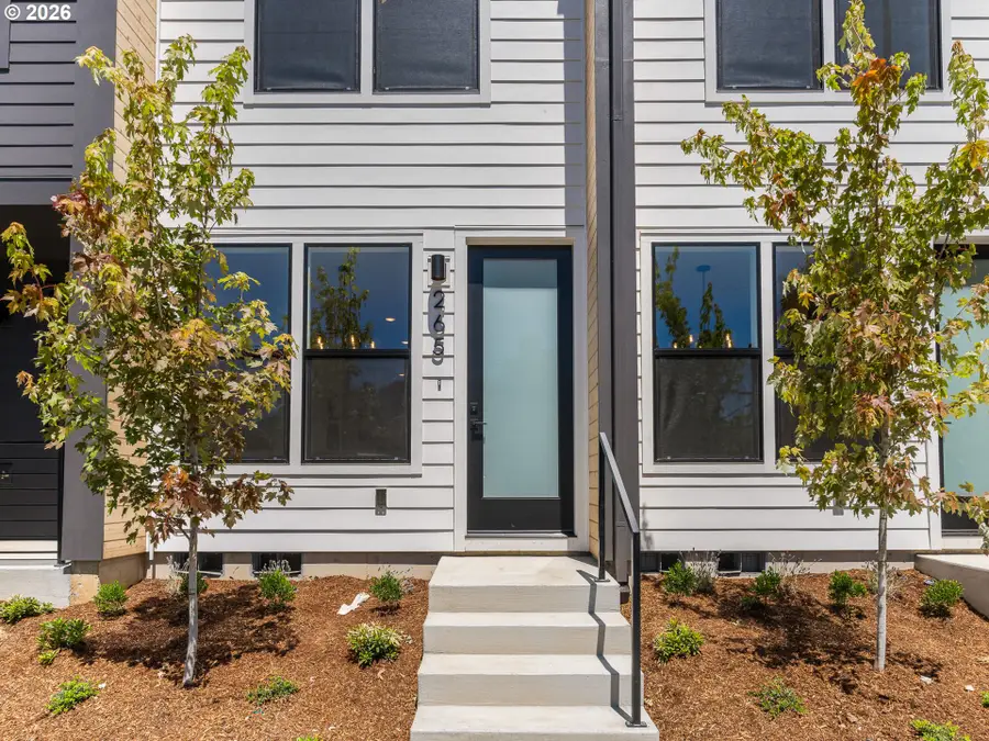 255 N Skidmore St #5, Portland, OR 97217 - Image #2