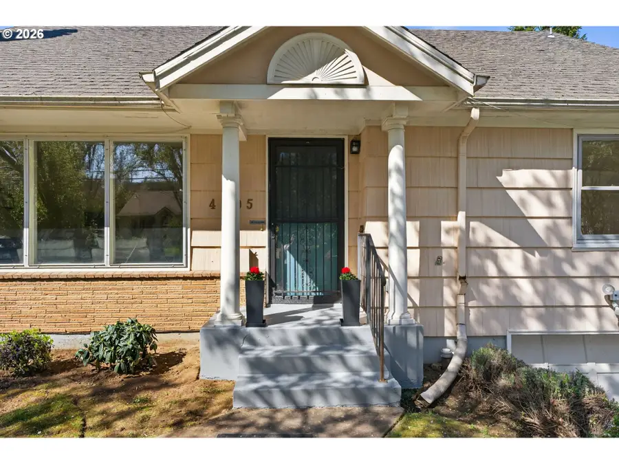 4305 NE Hazelfern Pl, Portland, OR 97213 - #2