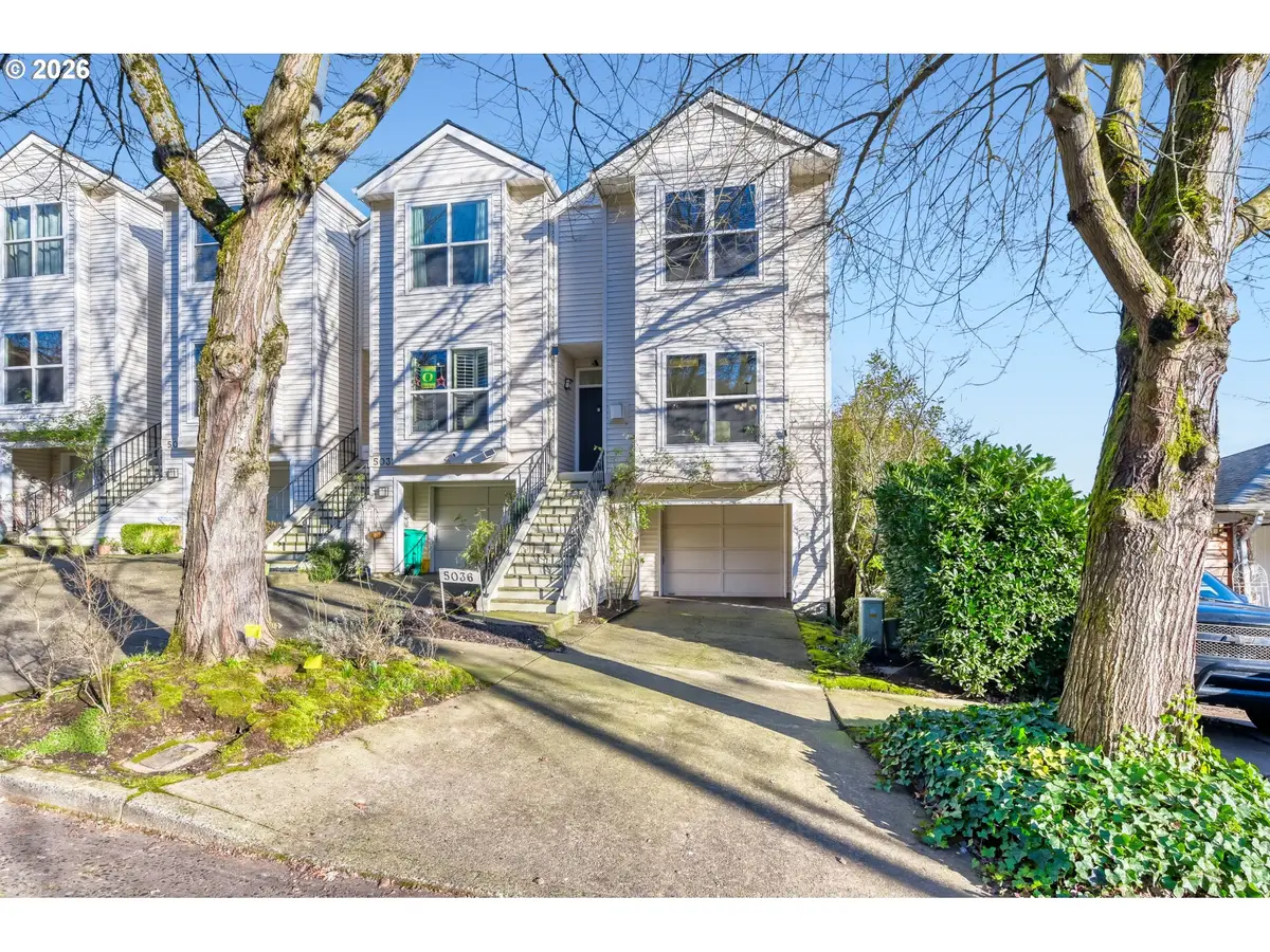5036 SW View Point Ter, Portland, OR 97239 - Image #1