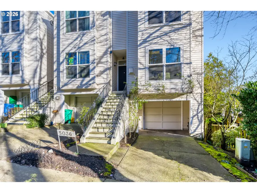 5036 SW View Point Ter, Portland, OR 97239 - Image #3