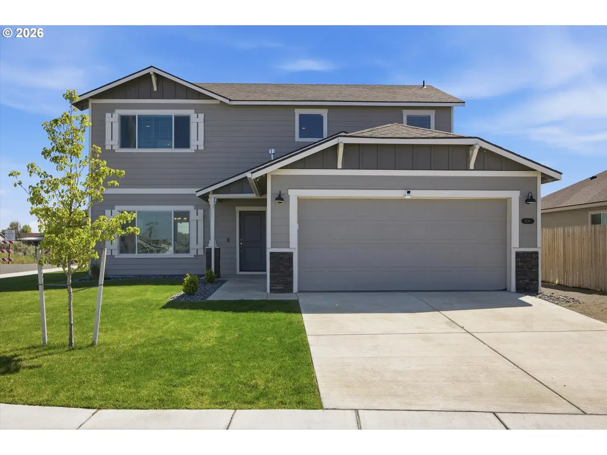 2146 NE 6th St, Hermiston, OR 97838 - #1