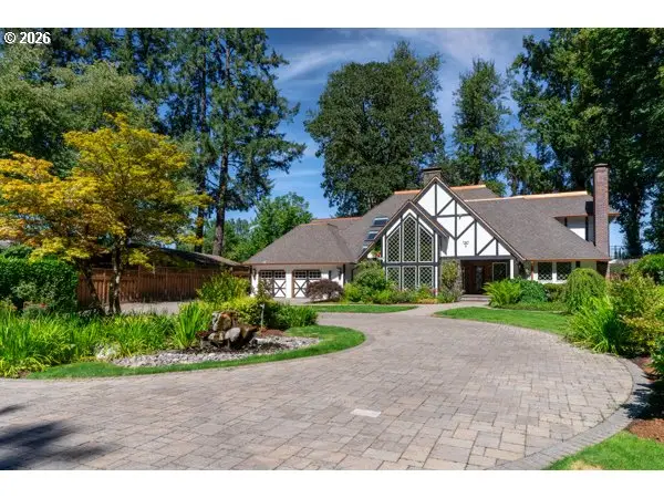 5075 Mapleton Dr, Northwest Clackamas, OR 97068 - #1