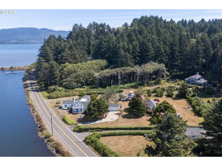 6860 Bayocean Rd, Tillamook, OR 97141 - #3