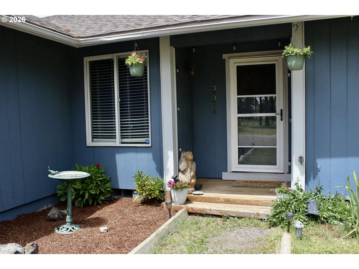 16976 Whittier Dr, Bend, OR 97707 - #1