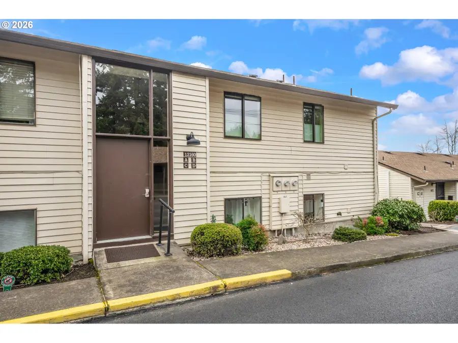 12160 SW Royal Ct #D, King City, OR 97224 - #2