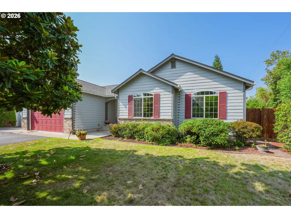 104 Kenya Ct, Winston, OR 97496 - #1