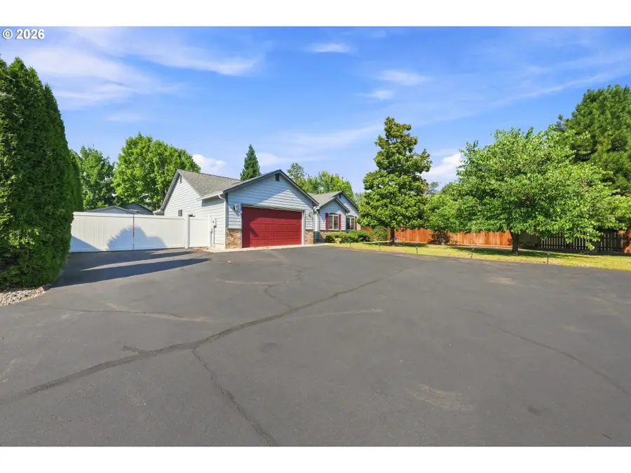 104 Kenya Ct, Winston, OR 97496 - #2