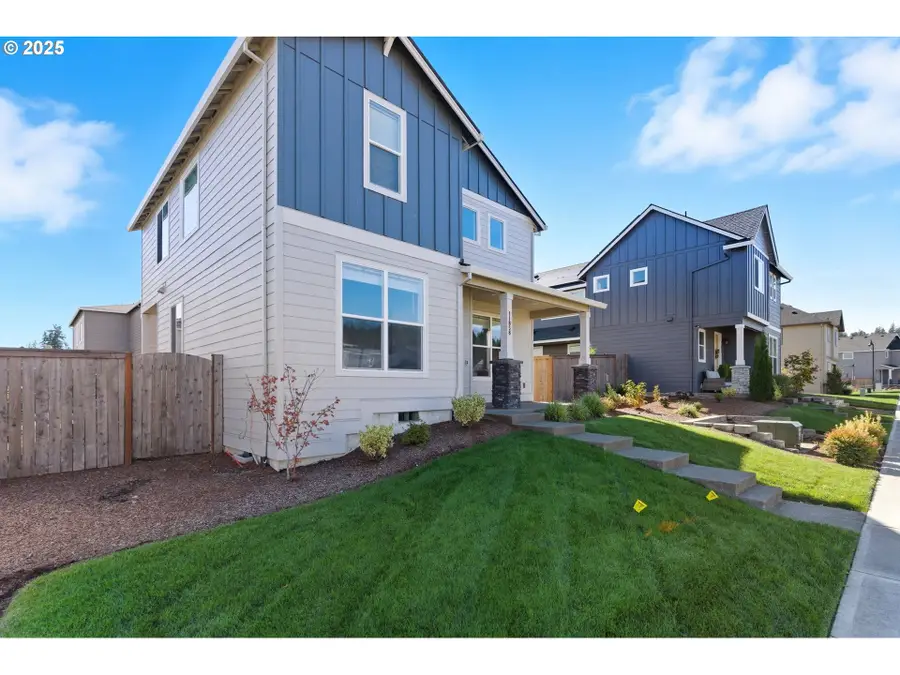 11858 SE Smith Rock St, Happy Valley, OR 97086 - Image #2