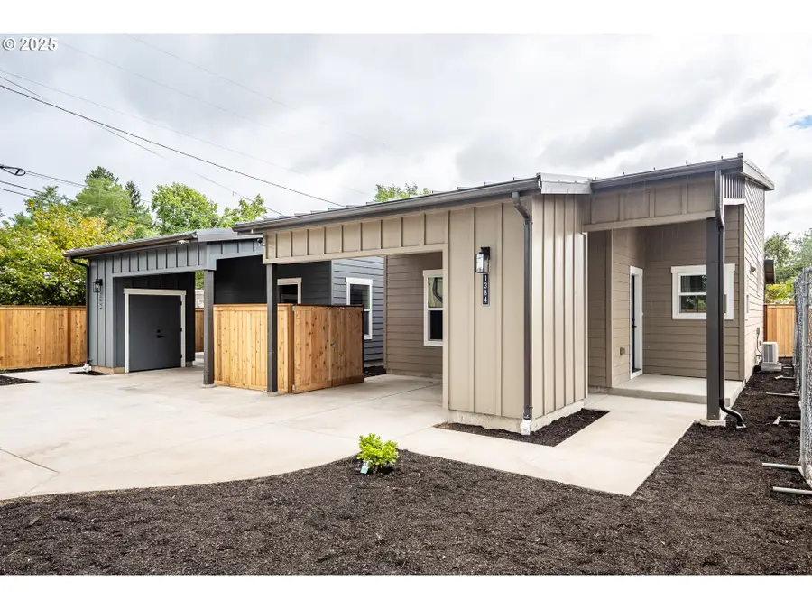 1384 Jacobs Dr, Eugene, OR 97402 - Image #3