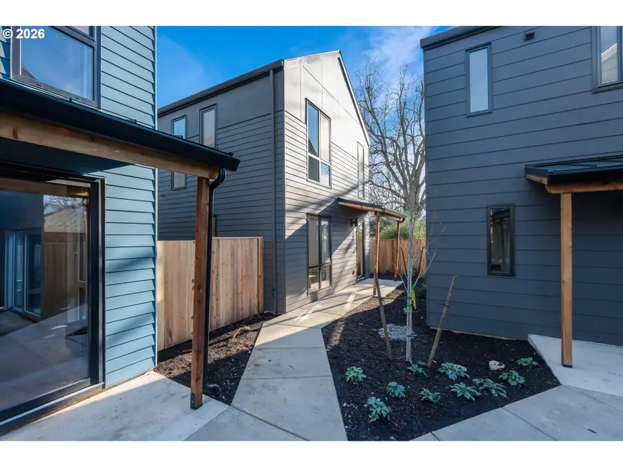 5490 SE Boise St, Portland, OR 97206 - Image #2