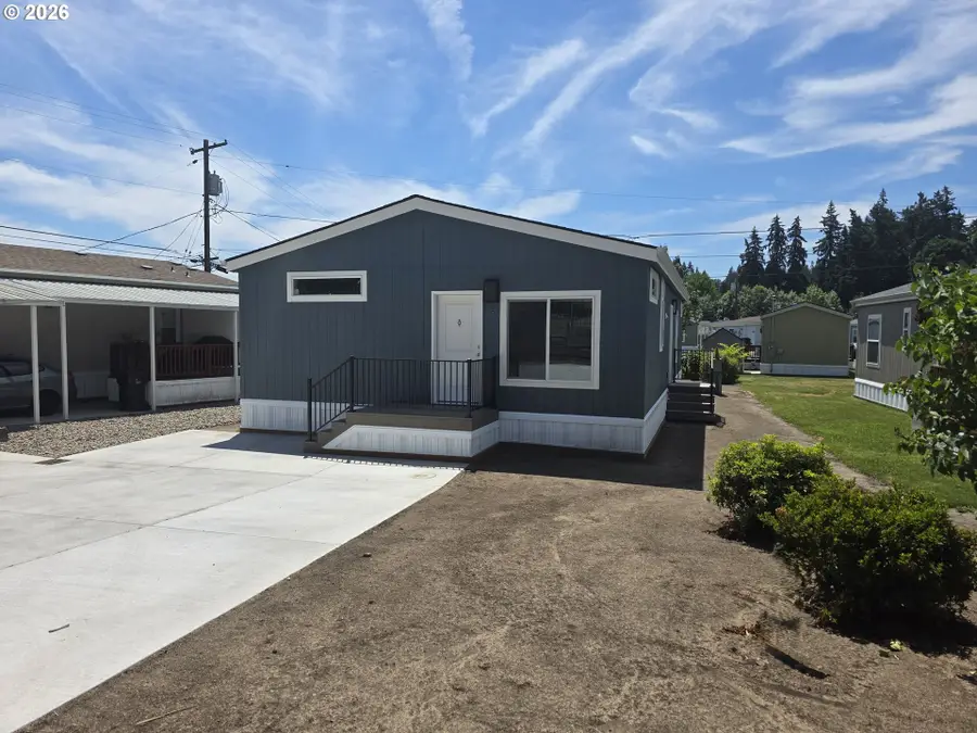 7940 SE Posey, Milwaukie, OR 97267 - #3
