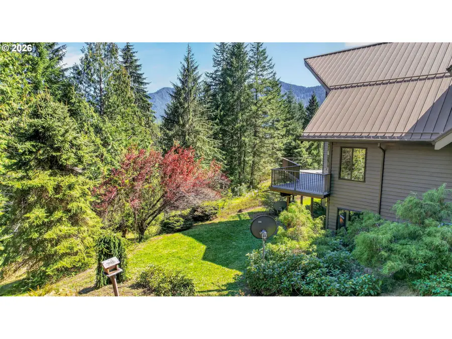 18685 E Aschoff Rd, Rhododendron, OR 97049 - #3