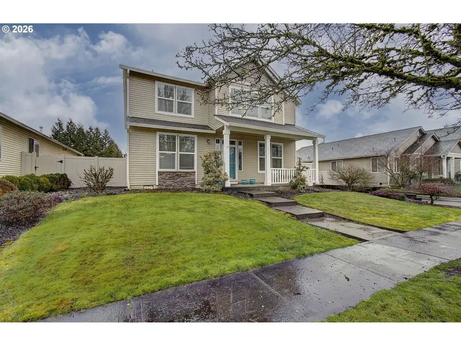 611 NW 21st Ave, Battle Ground, WA 98604 - #2