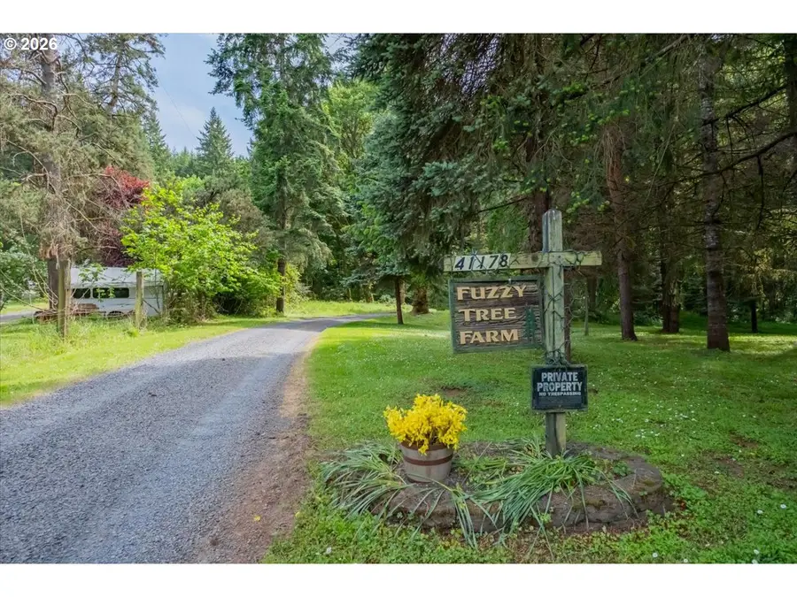 41178 Port Dr, Sweet Home, OR 97386 - #2