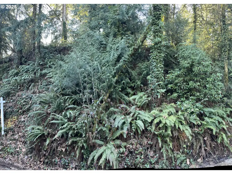 SW Champlain Dr, Portland, OR 97205 - #3