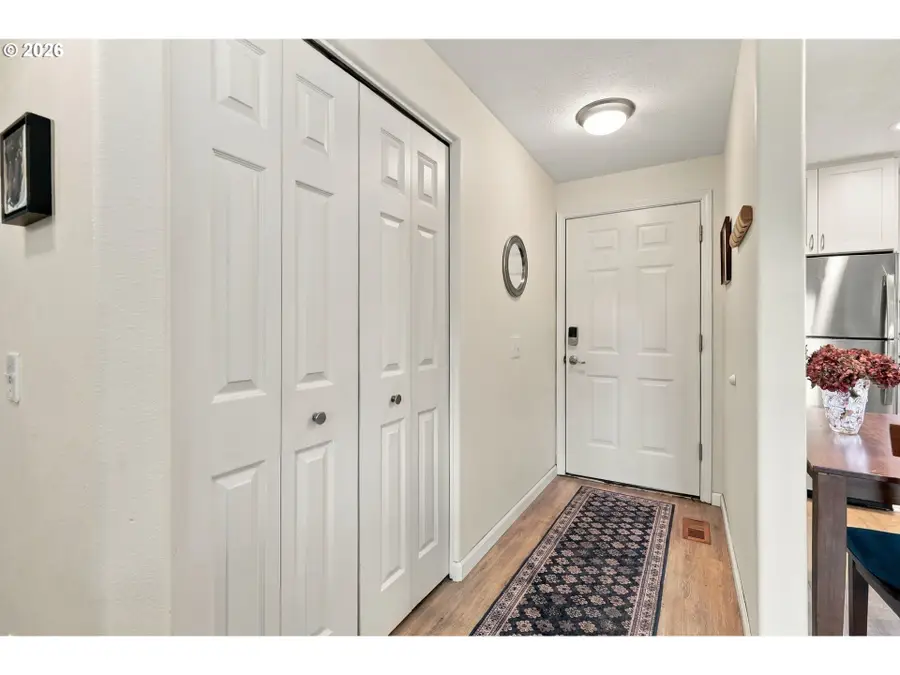 1008 W L St, Springfield, OR 97477 - #2