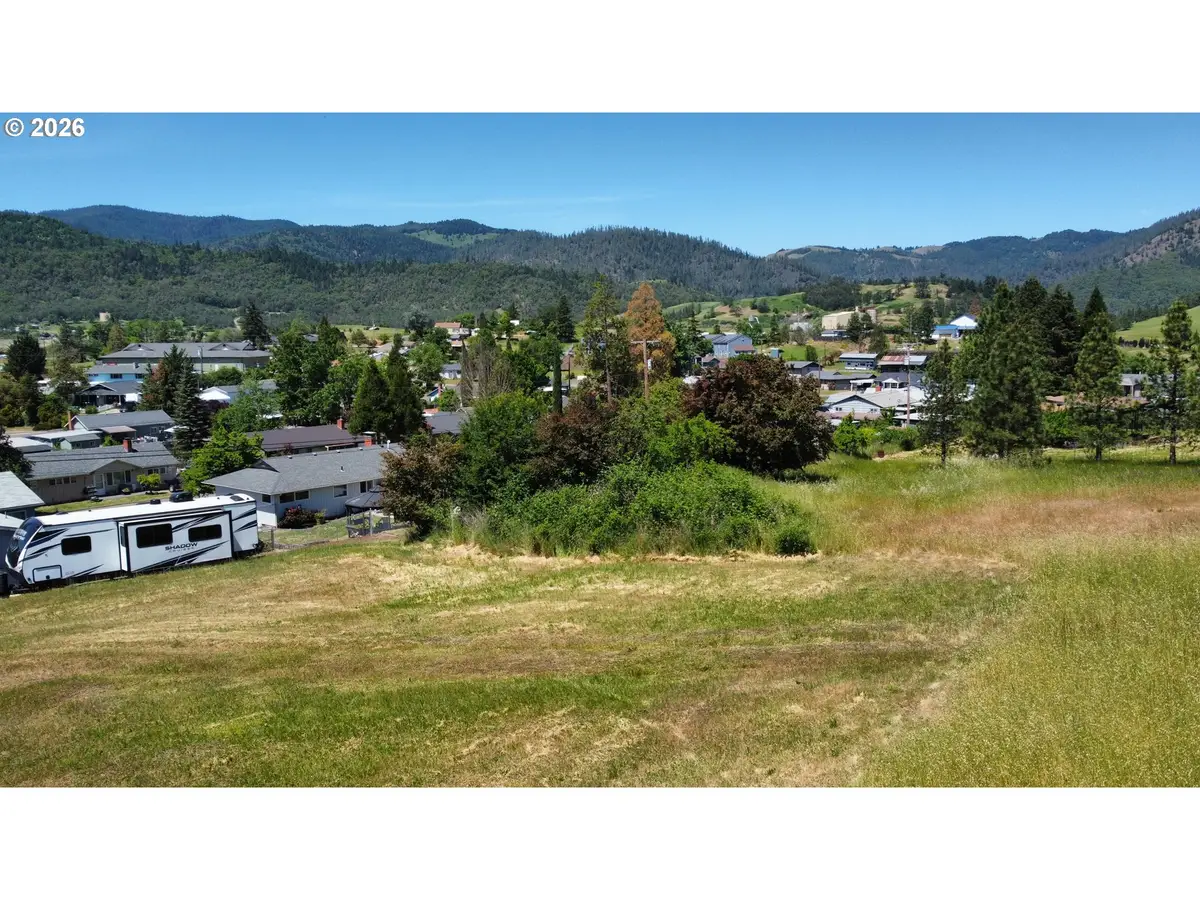 0 Cedar St #36, Riddle, OR 97469 - #1