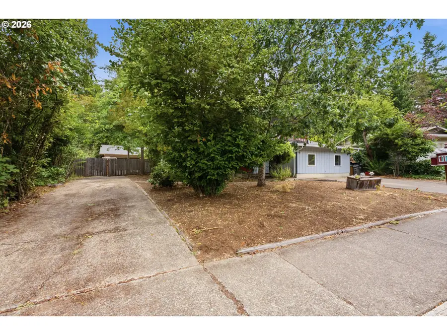 2281 Blackburn St, Eugene, OR 97405 - #2