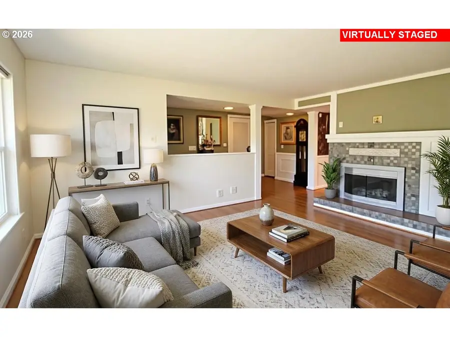 240 NW Baker Creek Rd, McMinnville, OR 97128 - #2