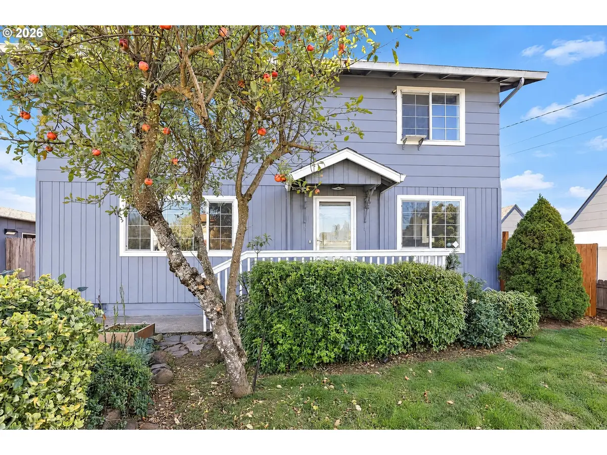 223 W Ellendale Ave, Dallas, OR 97338 - #1