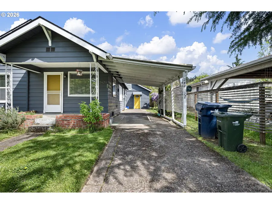 2421 Kincaid St, Eugene, OR 97405 - #2