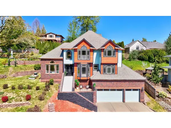 1667 Ptarmigan St, Salem, OR 97304