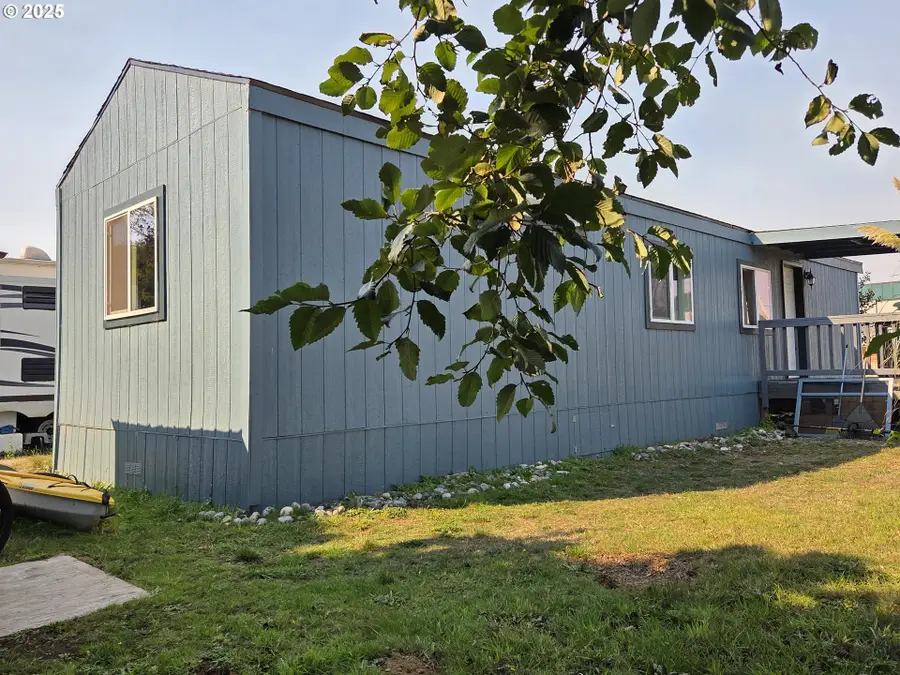 29450 Ellensburg Ave #802, Gold Beach, OR 97444 - Image #2