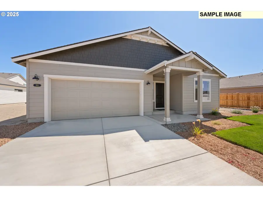 878 NE Laurel Springs Dr, Hermiston, OR 97838 - Image #3