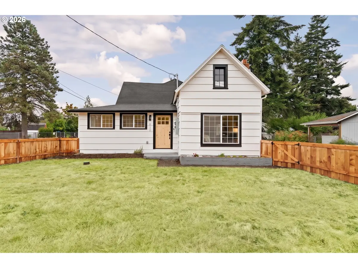 612 Holmes Ln, Oregon City, OR 97045 - #1