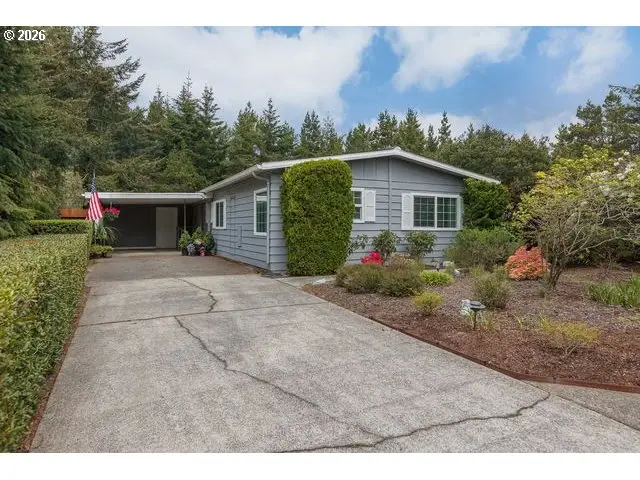1600 Rhododendron Dr #405, Florence, OR 97439 - #1