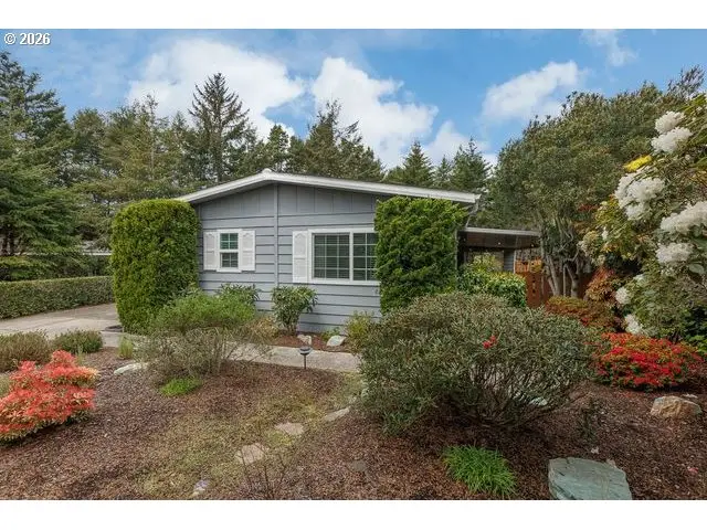 1600 Rhododendron Dr #405, Florence, OR 97439 - #2