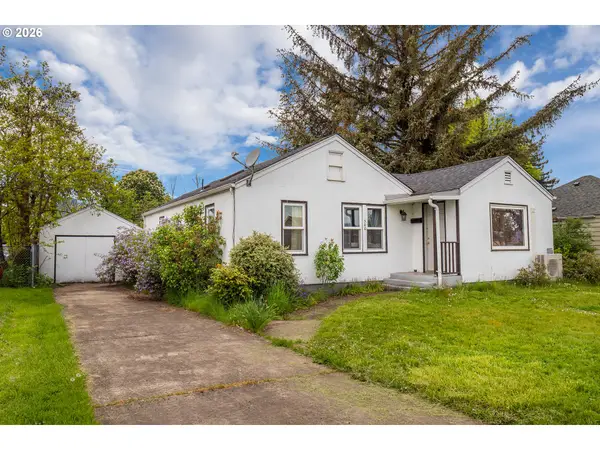 300 21st St, Springfield, OR 97477