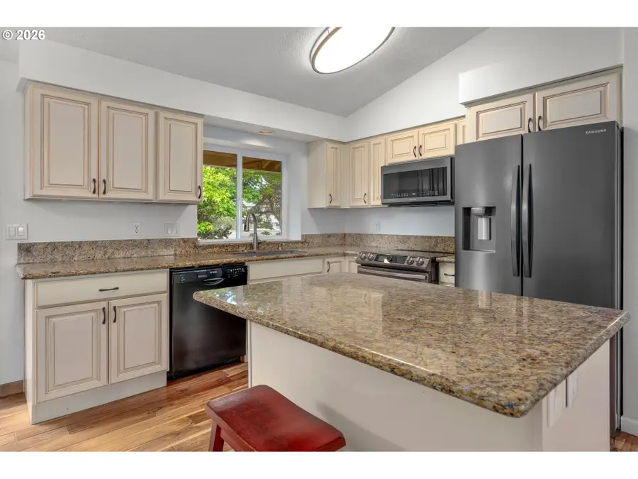 2960 SE 5th St, Gresham, OR 97080 - #3