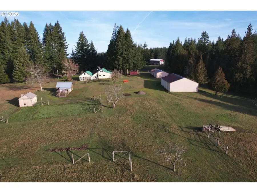 55240 Mcdonald Rd, Vernonia, OR 97064 - #2