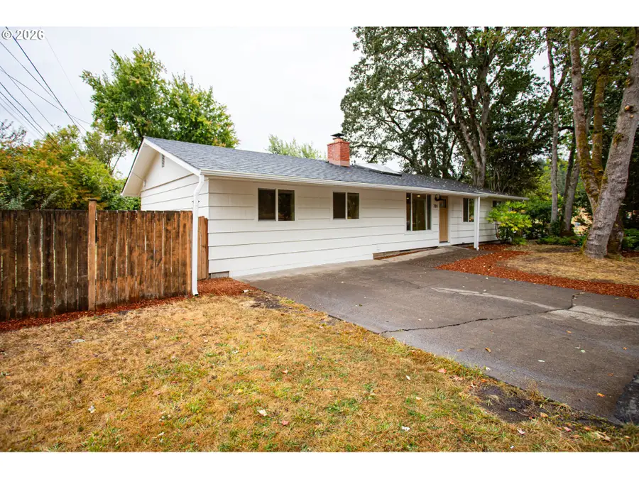 395 E 46th Ave, Eugene, OR 97405 - #3