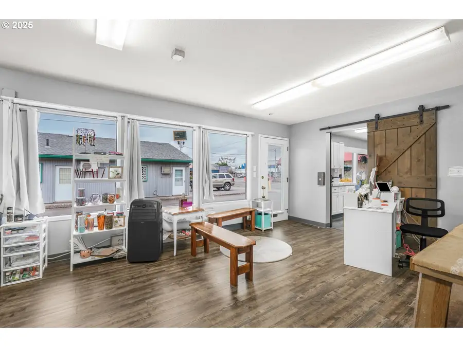 118 Engle Ave, Molalla, OR 97038 - Image #3