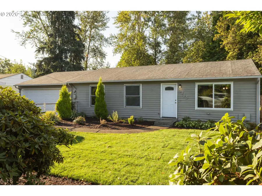 9705 NE Burton Rd, Vancouver, WA 98662 - #2