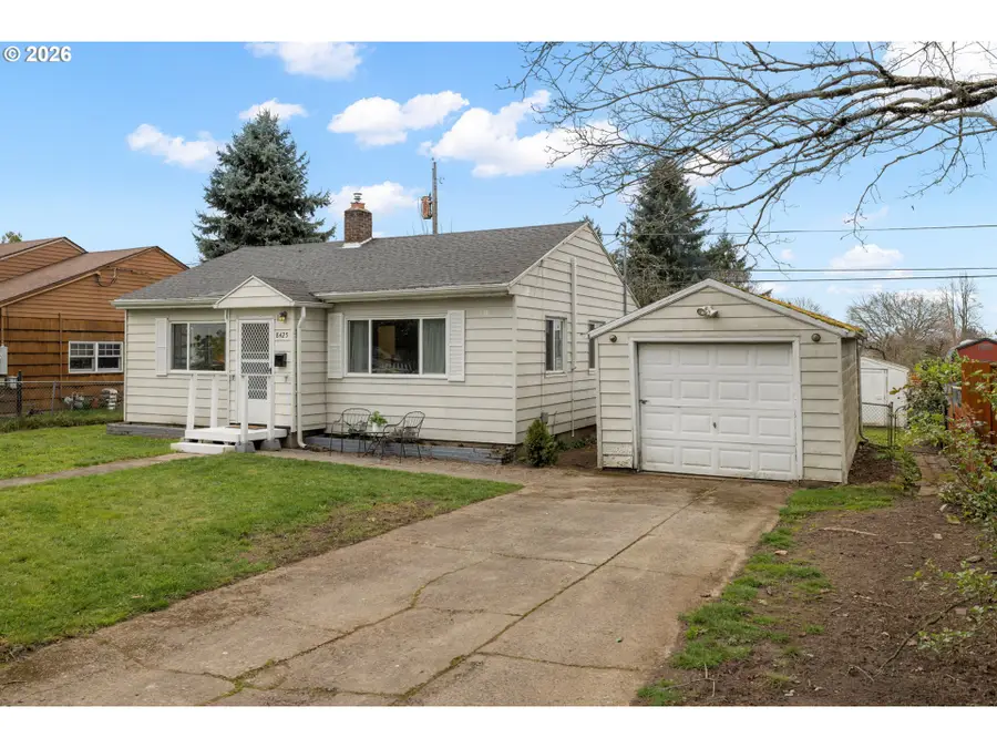 8425 NE Humboldt St, Portland, OR 97220 - #3