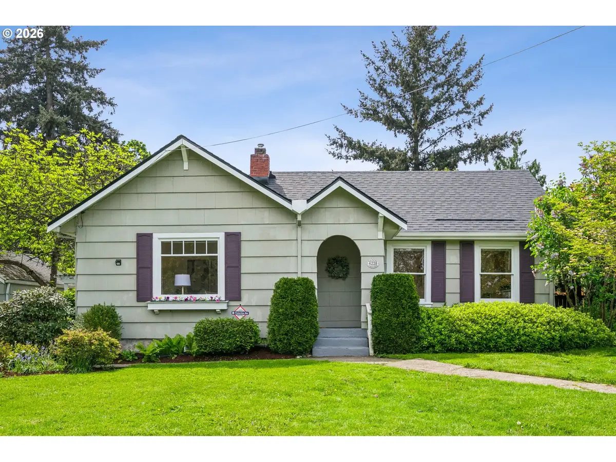 4228 NE Simpson St, Portland, OR 97218 - #1