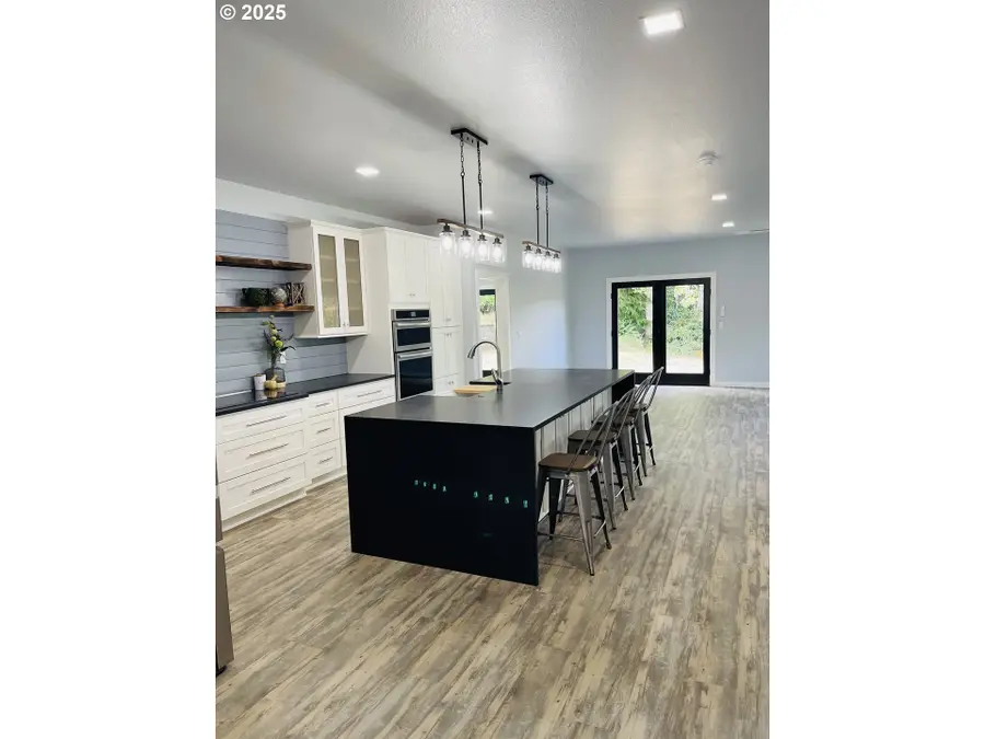 905 Bellevue Dr, Reedsport, OR 97467 - #2