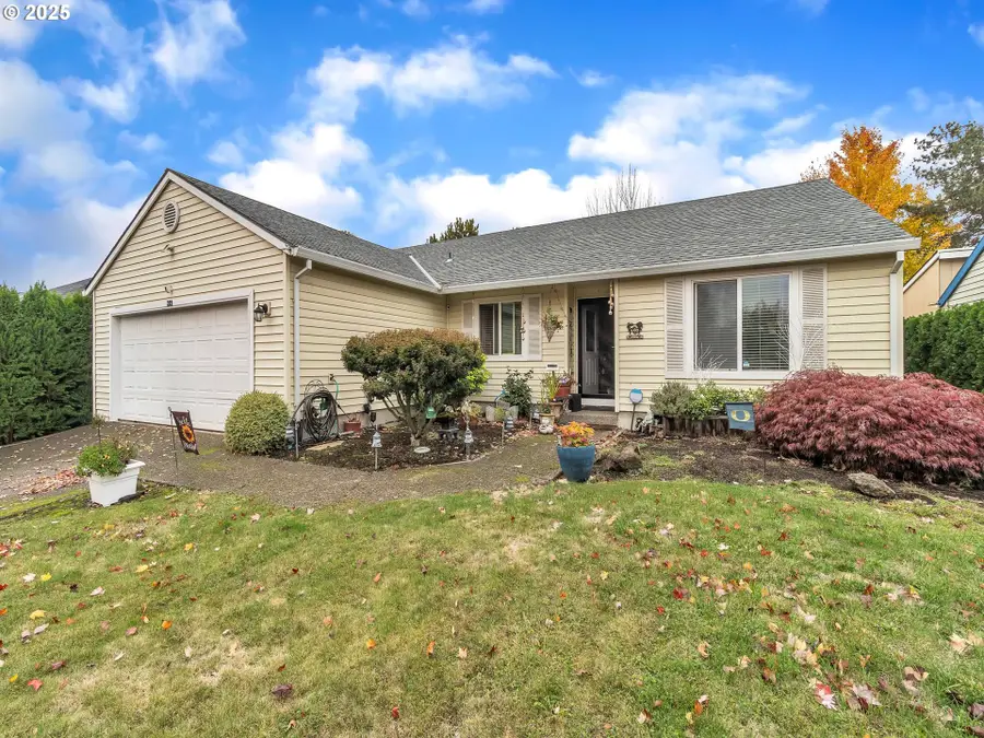 289 Harvard Dr, Woodburn, OR 97071 - #3