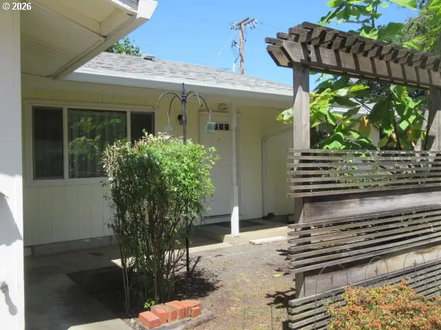 4226 Scottdale St, Eugene, OR 97404 - #2