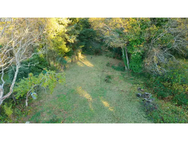 Washington St, PortOrford, OR 97465