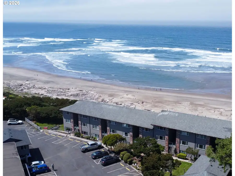 4229 SW Beach Ave #9, Lincoln City, OR 97367 - #2