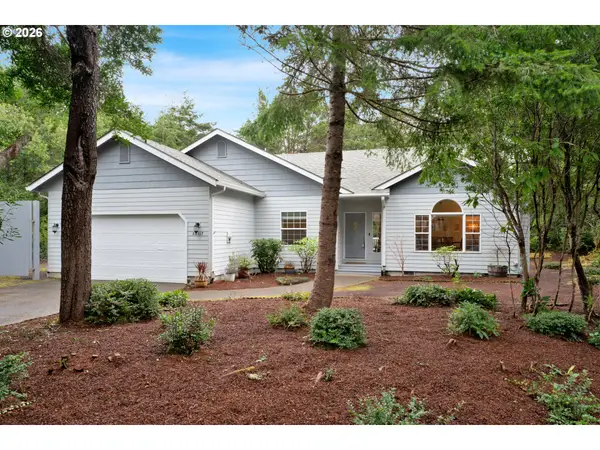 88017 S Windjammer, Florence, OR 97439