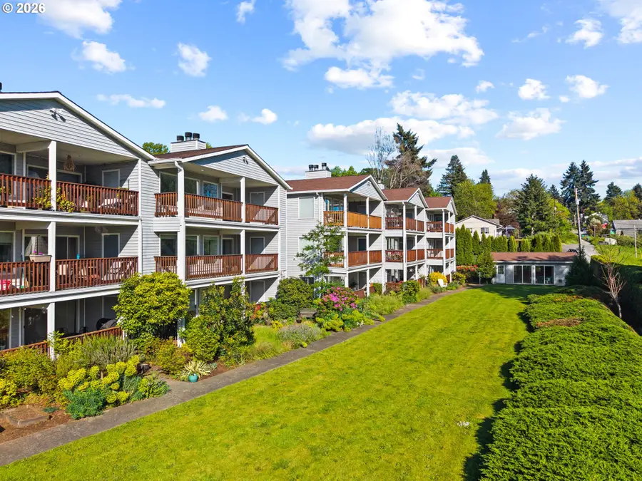 6718 N Richmond Ave, Portland, OR 97203 - #2