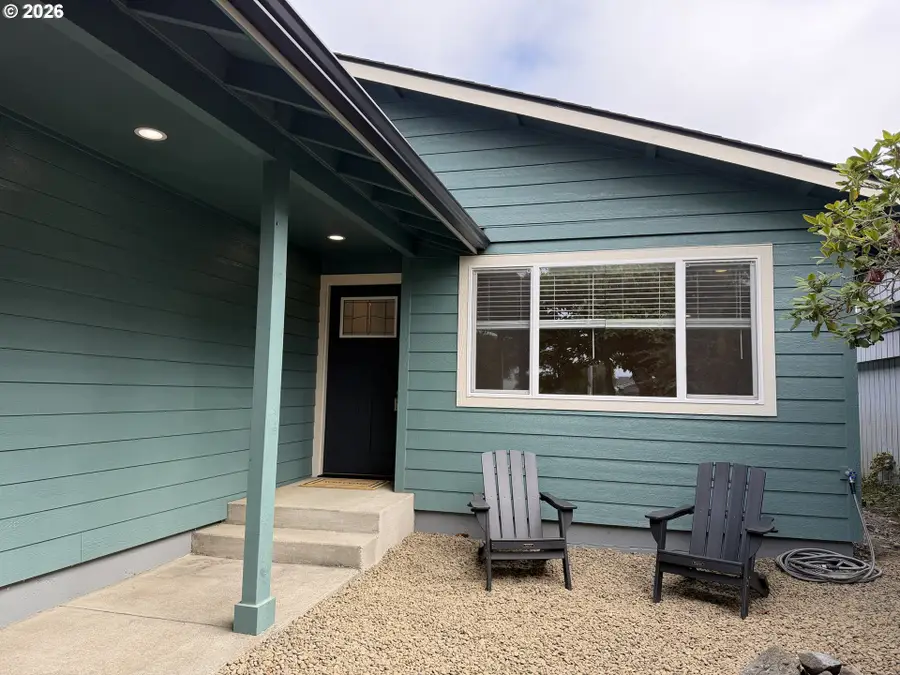 1165 NE Broadway St, Waldport, OR 97394 - #3